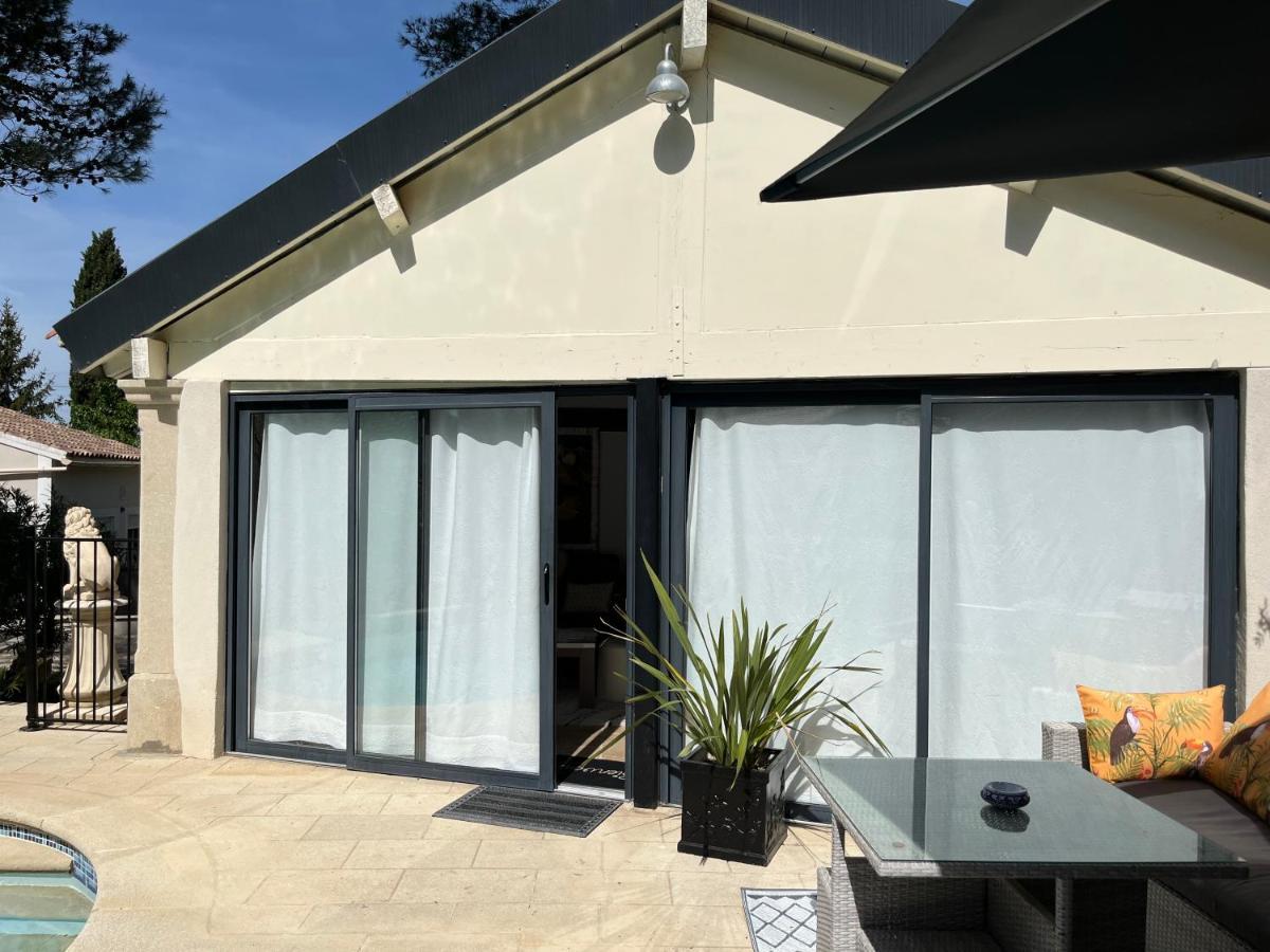 Gite Des Estelles "Axel" Avec Espace Jacuzzi Cavaillon Exterior foto